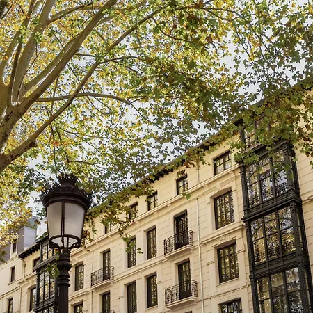 Batimont & מלון דירות בילבאו