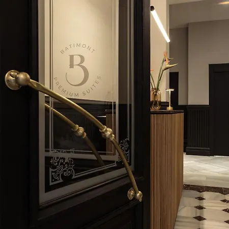 Batimont & Aparthotel *