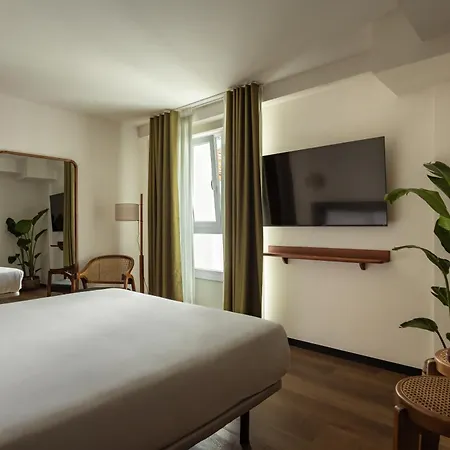 Aparthotel Batimont & *