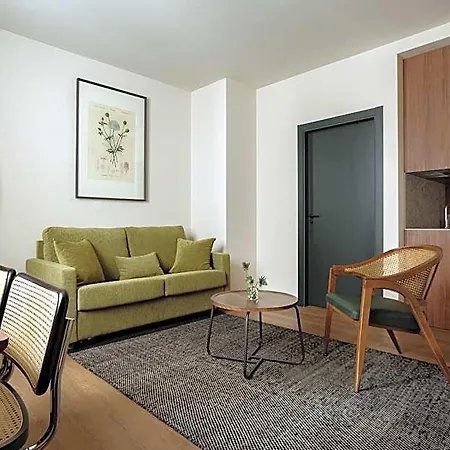 Aparthotel Batimont &