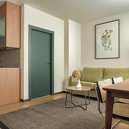 Batimont & Aparthotel Bilbao