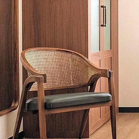 Aparthotel Batimont &