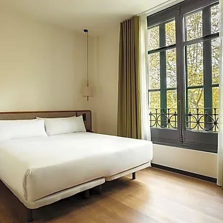 Aparthotel Batimont &