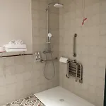 Batimont & Aparthotel